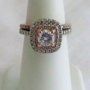 .76 E Color Diamond With Pink Diamond Halo 1.40CTW